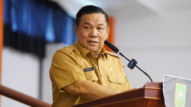 Usai Penggeledahan, Plt Gubernur Riau Tidak Khawatir: Tak Berbuat Kenapa Alergi Diawasi KPK
