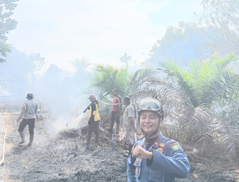 Kolaborasi Damkar dalam Percepatan Penanganan Karhutla di Bengkalis