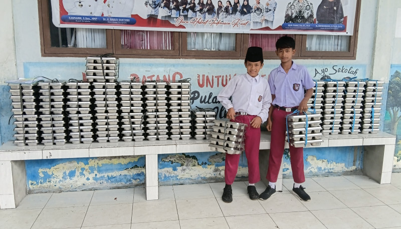 SPPG Sungai Alam Pastikan Jadwal Distribusi MBG Tepat Waktu Sampai Sekolah