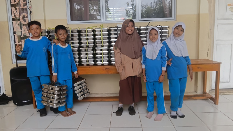 Siswa SDN 29 Penampi Ingin MBG Menu Udang Seperti di Sekolah Lain