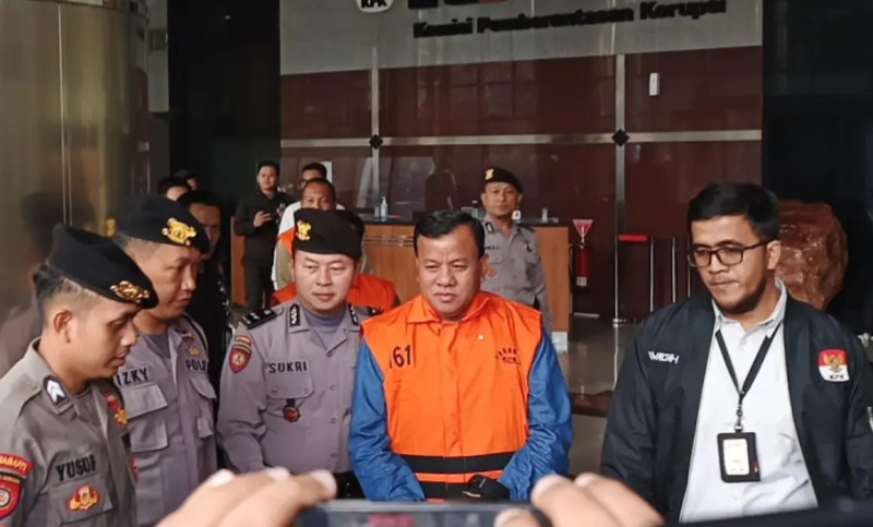 Ditahan KPK, Bupati Kuansing Minta Doa dan Dukungan