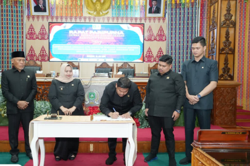 Banggar DPRD Bengkalis Sampaikan Ranperda Pertanggungjawaban Pelaksanaan APBD Tahun Anggaran 2025
